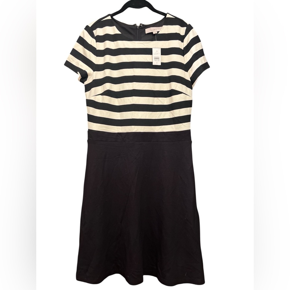 LOFT Monochrome Striped Knit Midi Dress with optional pockets Sz 8